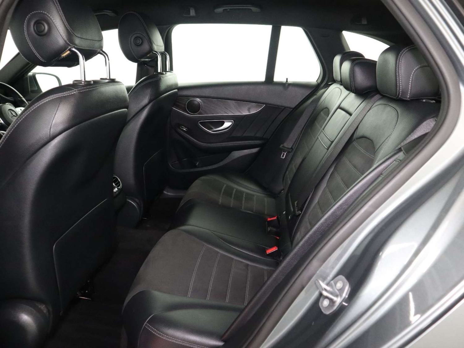 Used Mercedes-Benz C Class 2019 for sale - 77406076: Photo 9