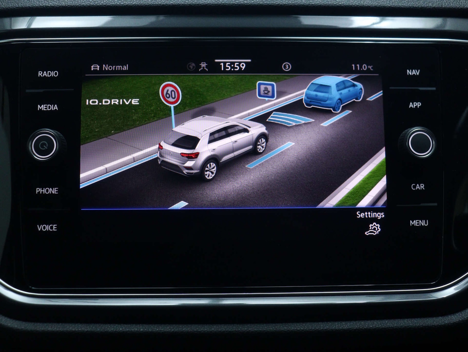 Used Volkswagen T-Roc 2021 for sale - 77984265: Photo 30