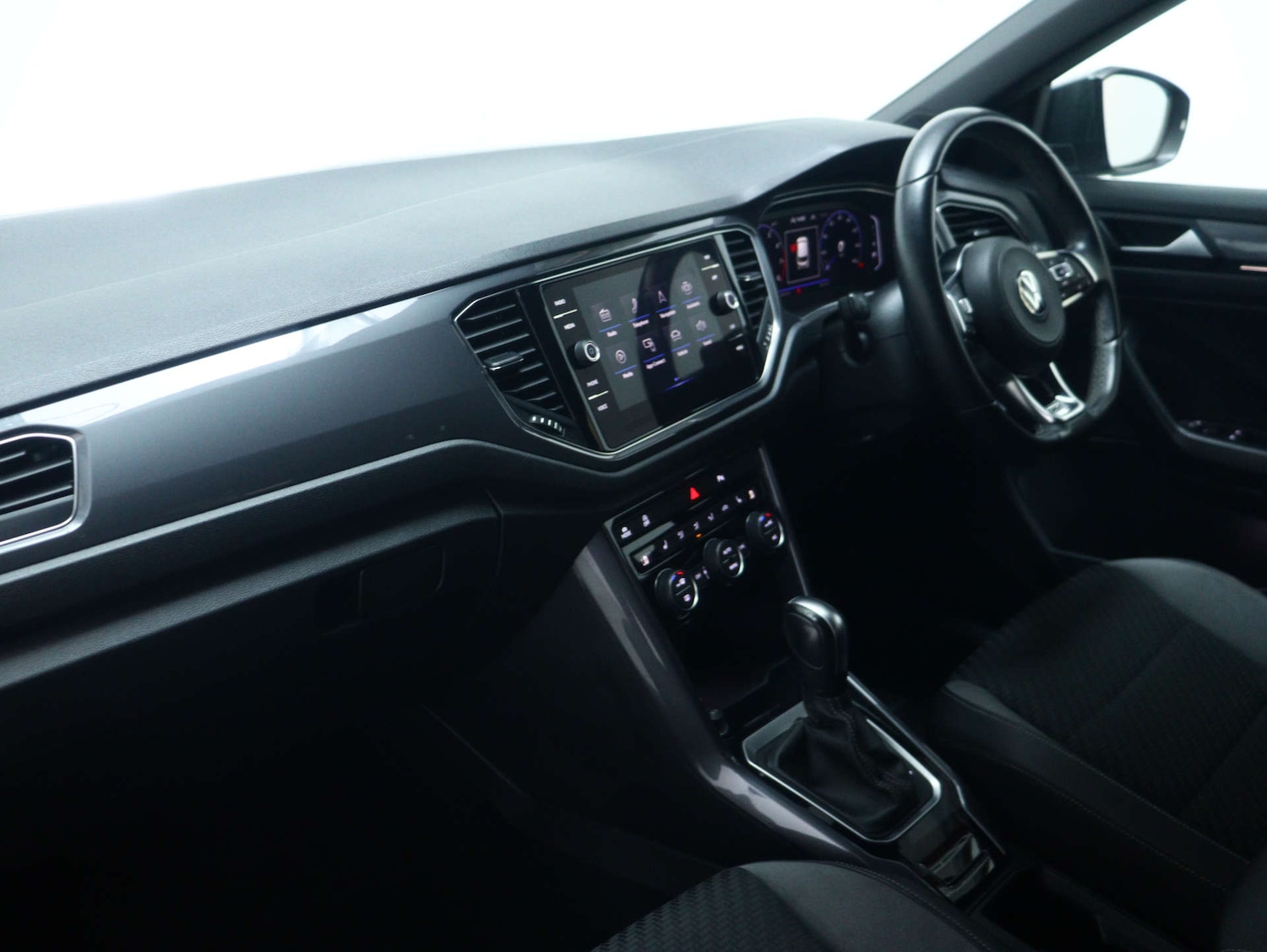 Used Volkswagen T-Roc 2021 for sale - 77984265: Photo 45