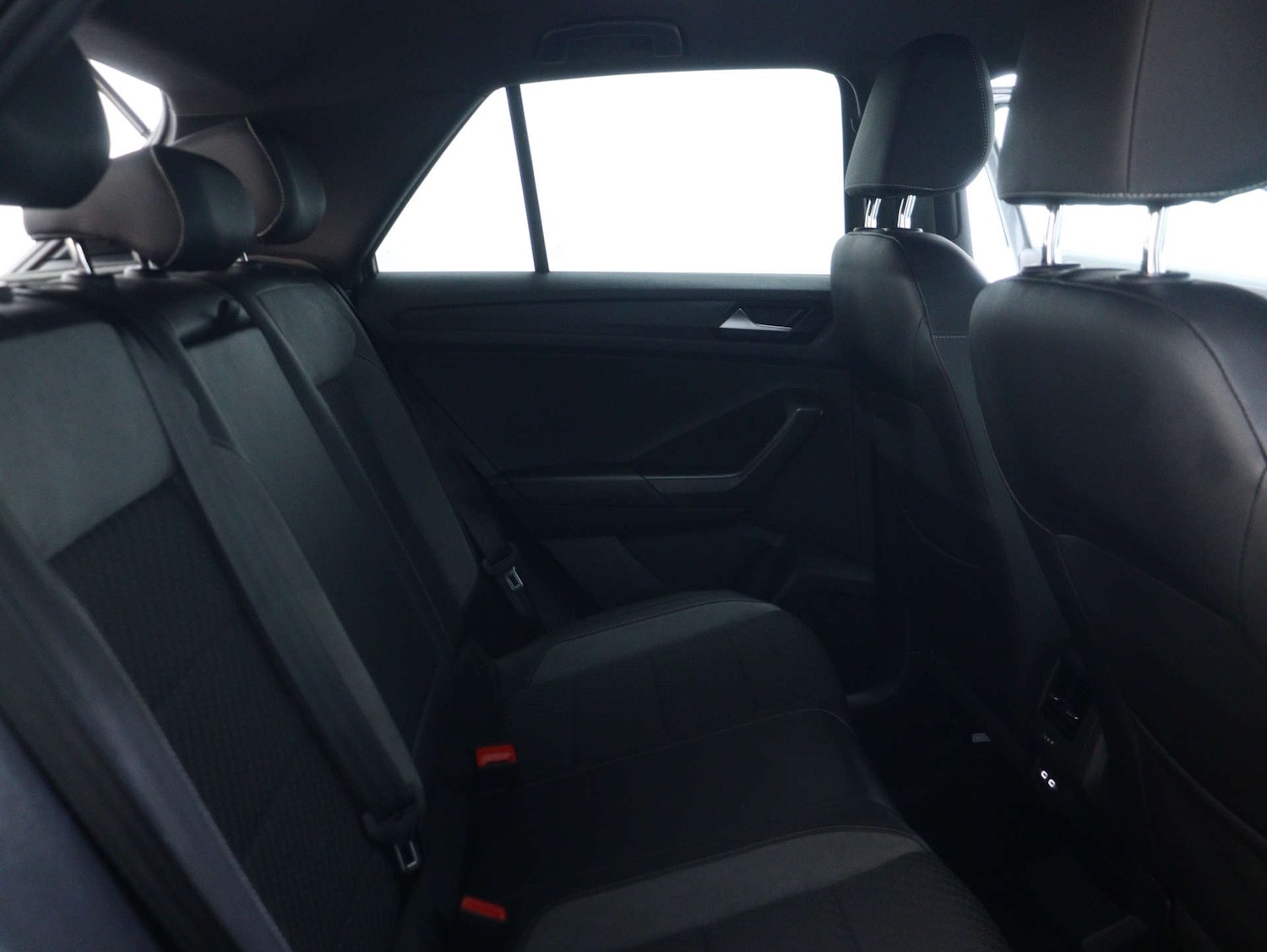 Used Volkswagen T-Roc 2021 for sale - 77984265: Photo 50