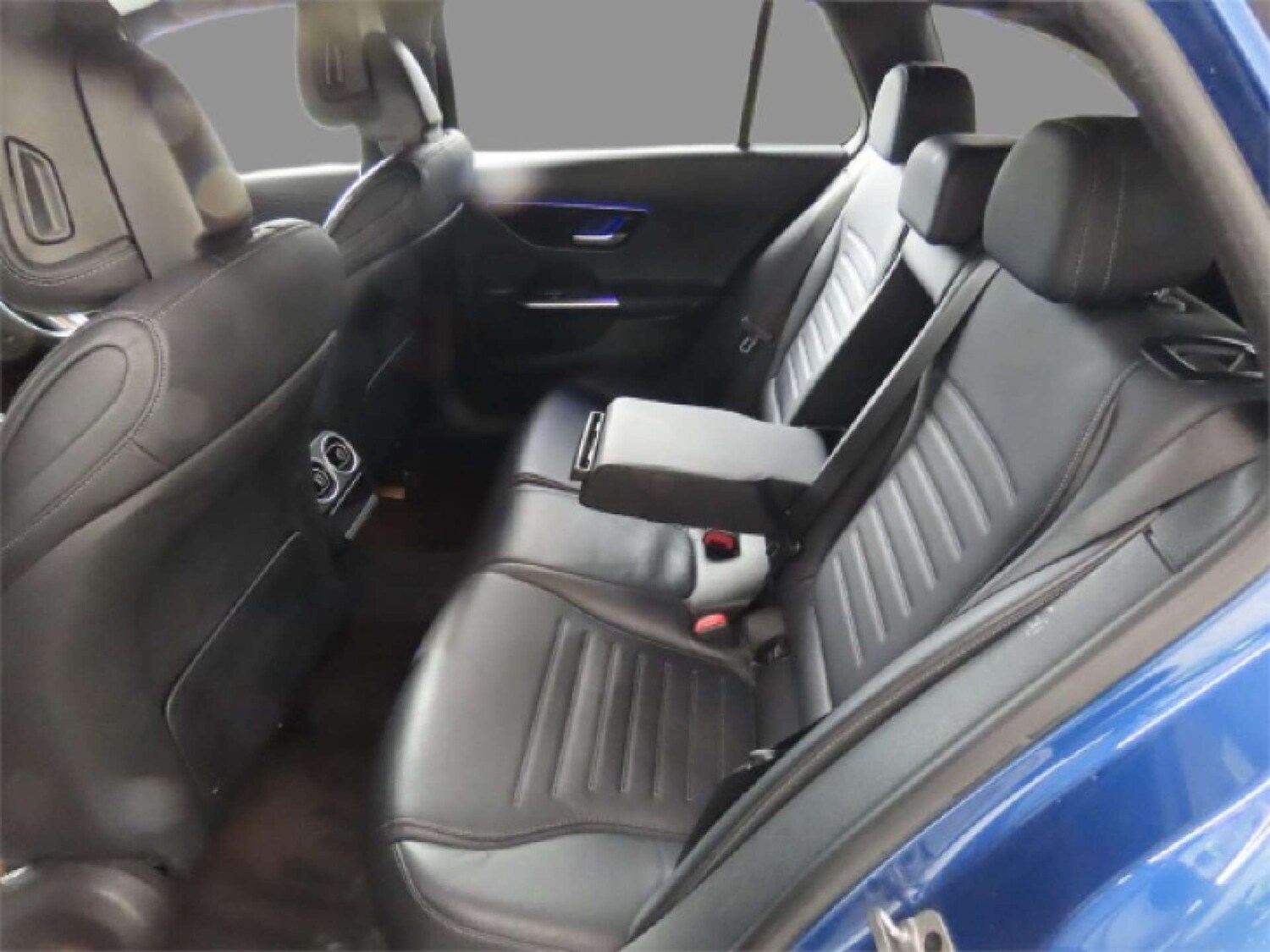 Used Mercedes-Benz C Class 2023 for sale - 77872448: Photo 9