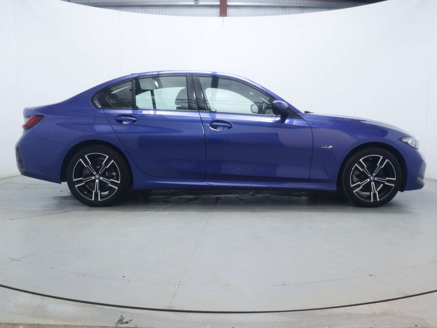 Used BMW 3 Series 2023 for sale - 77591925: Photo 12