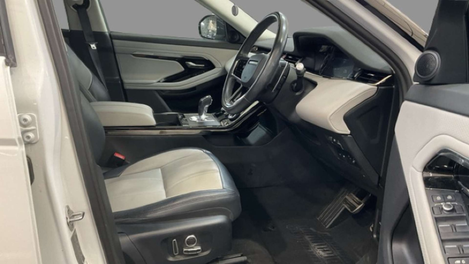 Used Land Rover Range Rover Evoque 2021 for sale - 76362817: Photo 10