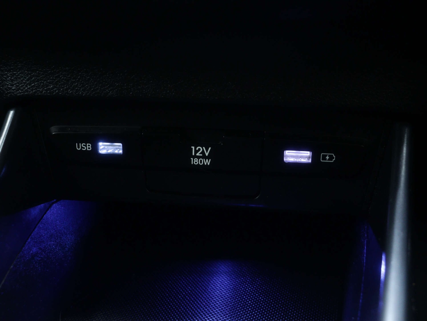 Used Hyundai i20 2023 for sale - 76894405: Photo 34