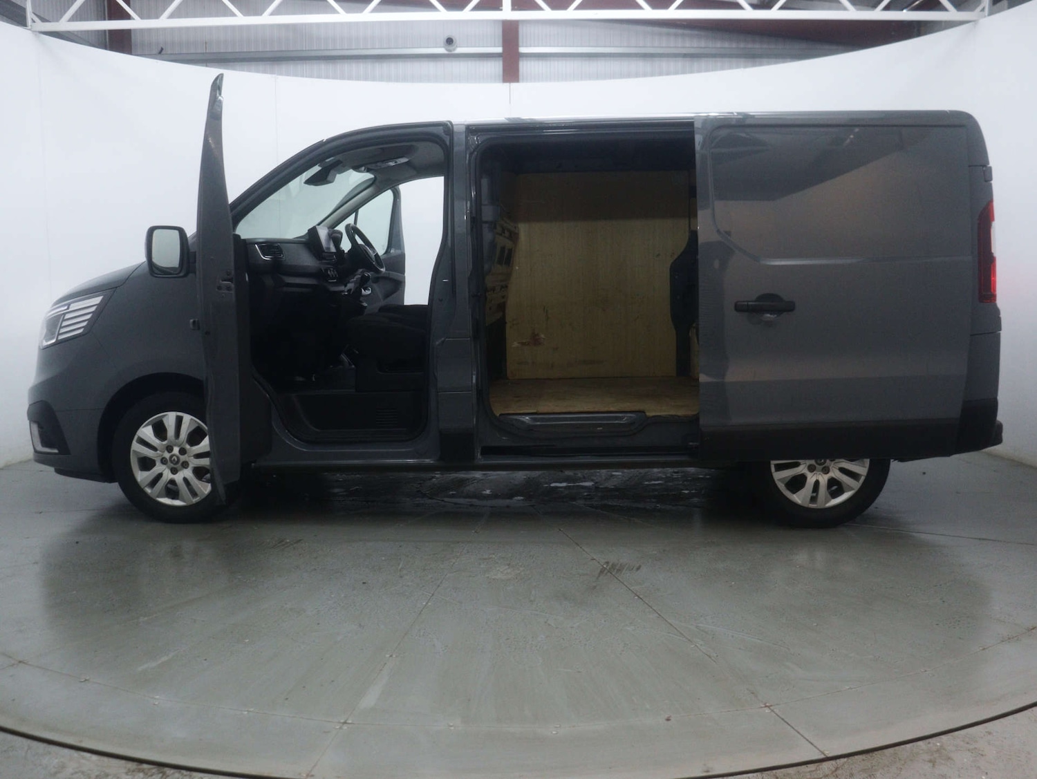 Used Renault Trafic 2023 for sale - 77261371: Photo 50
