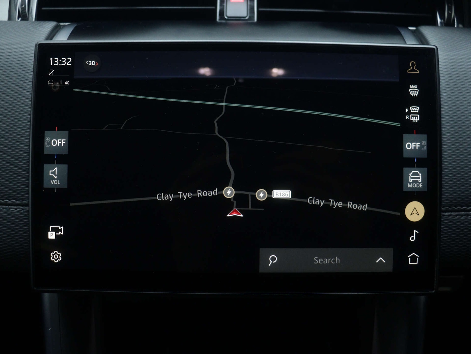 Used Land Rover Discovery Sport 2023 for sale - 76829732: Photo 22