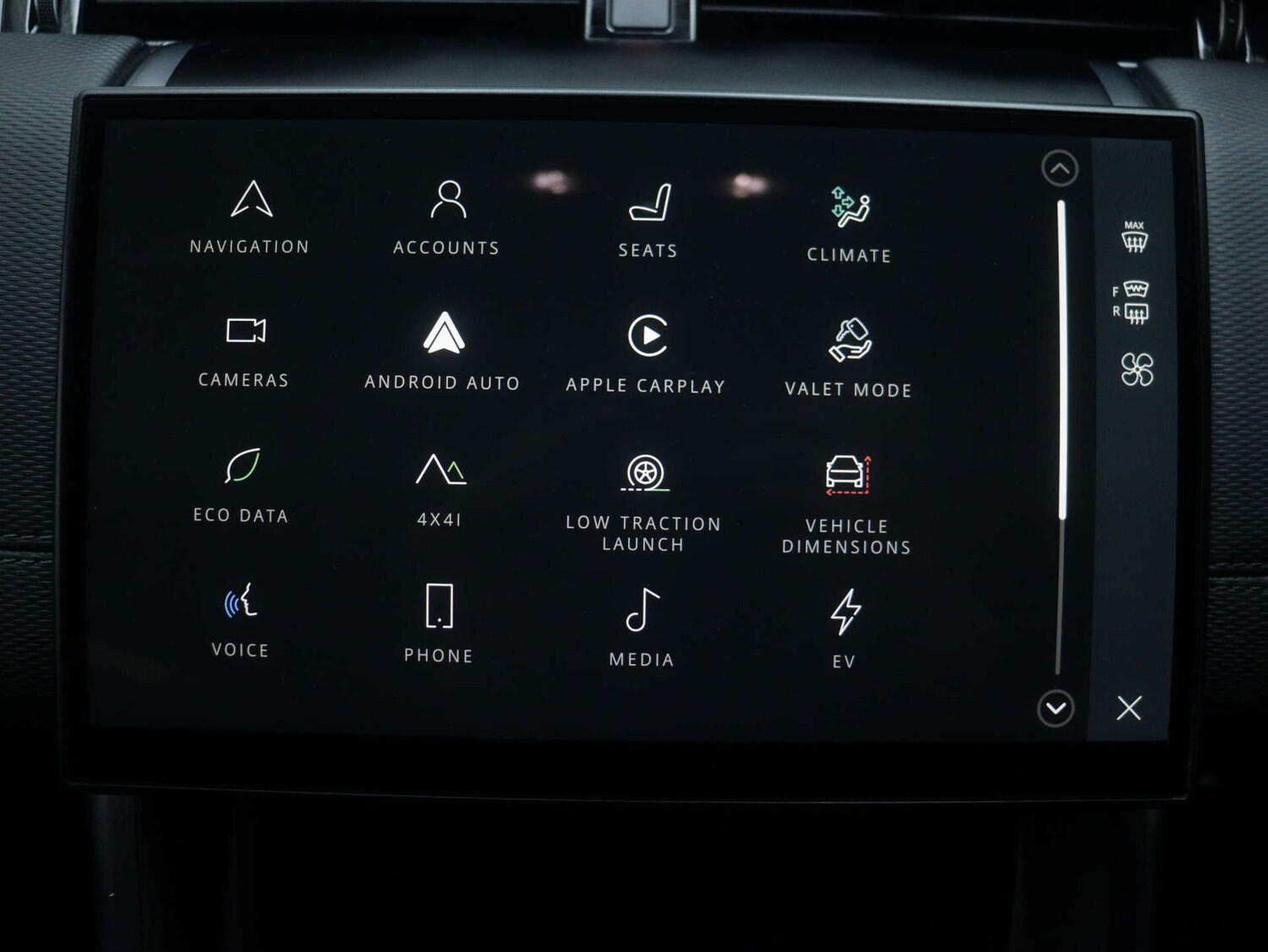 Used Land Rover Discovery Sport 2023 for sale - 76829732: Photo 33