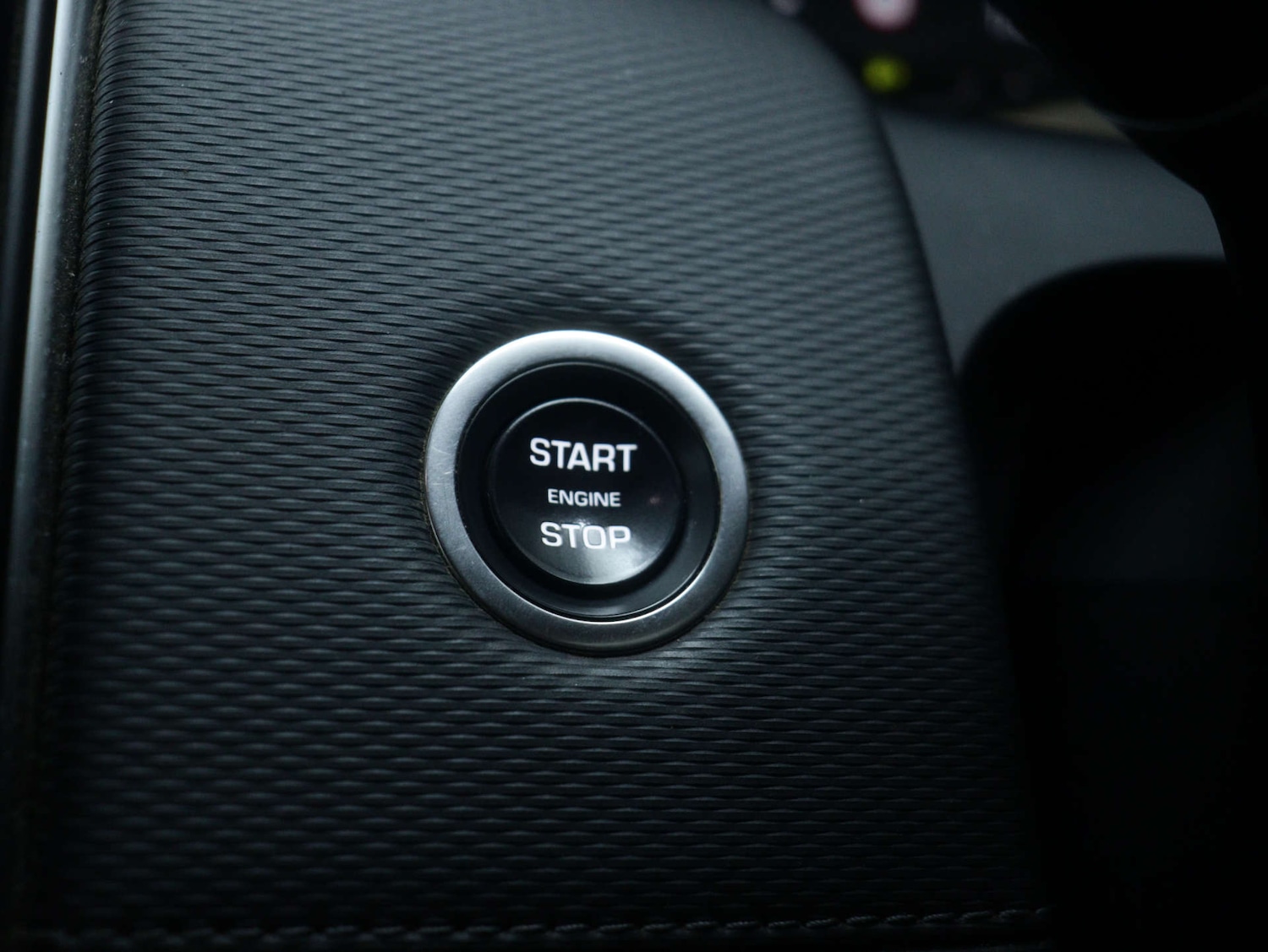 Used Land Rover Discovery Sport 2023 for sale - 76829732: Photo 40