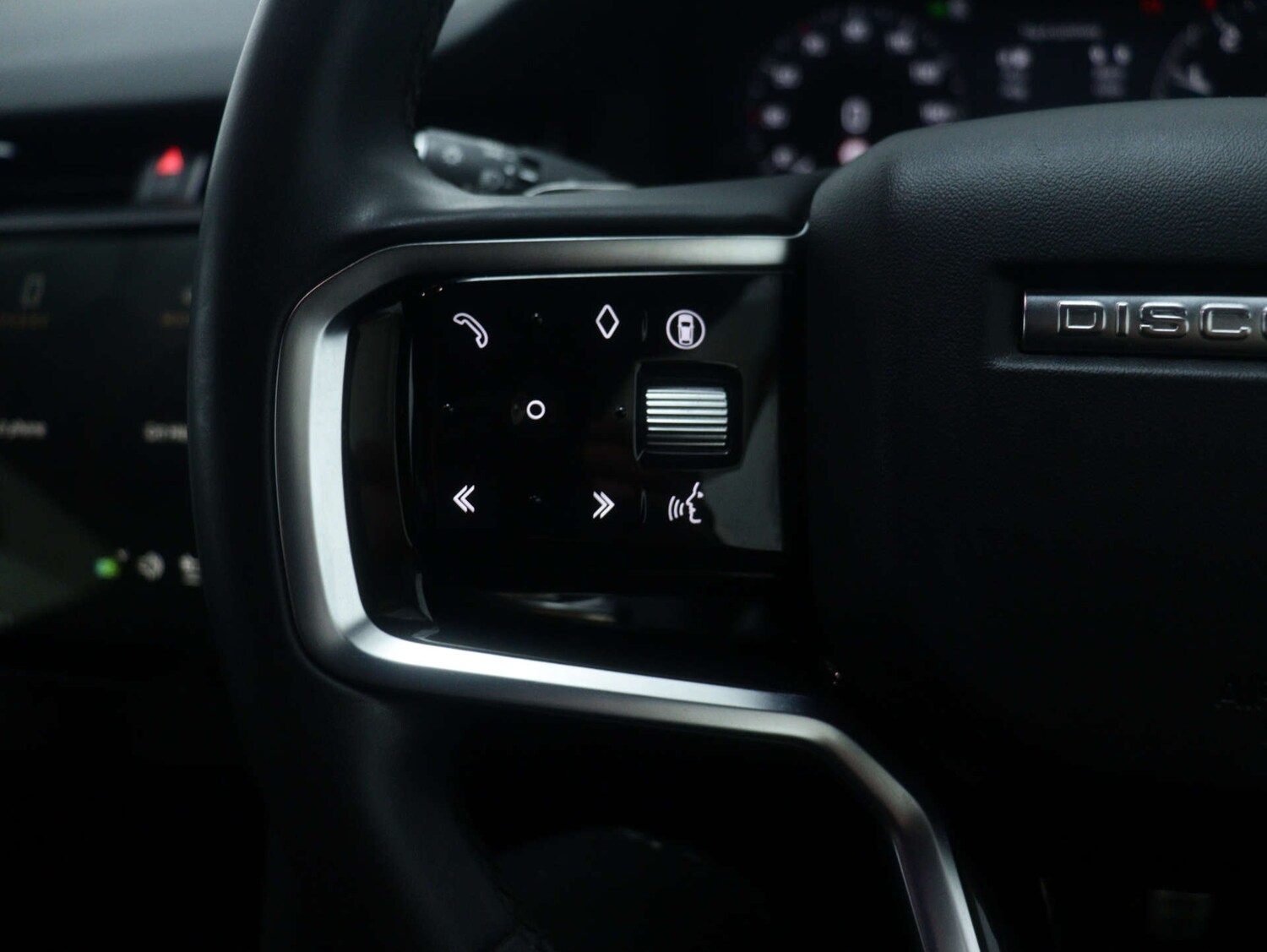 Used Land Rover Discovery Sport 2023 for sale - 76829732: Photo 41