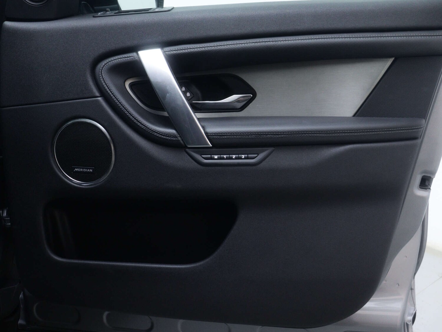 Used Land Rover Discovery Sport 2023 for sale - 76829732: Photo 52