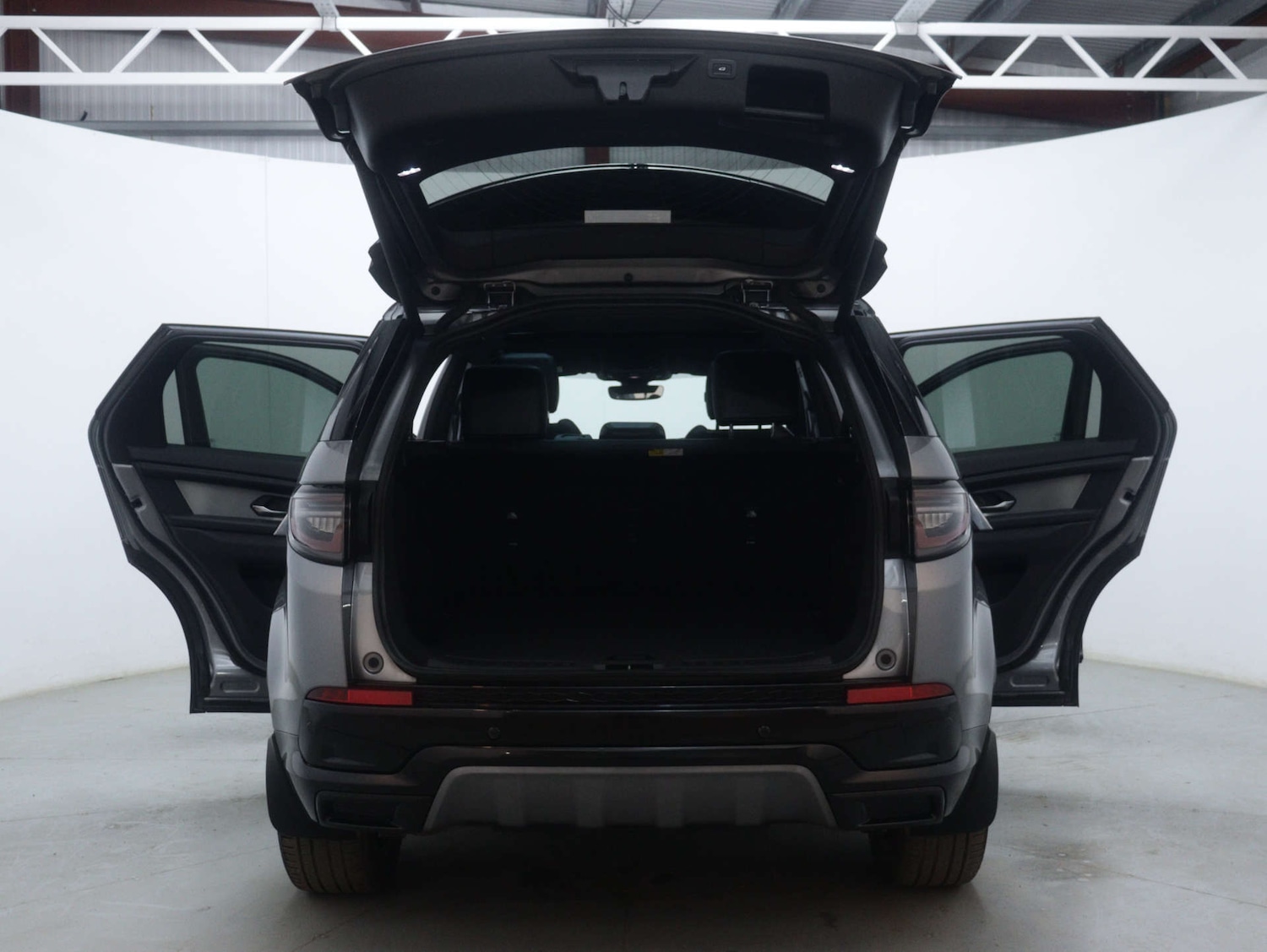 Used Land Rover Discovery Sport 2023 for sale - 76829732: Photo 68