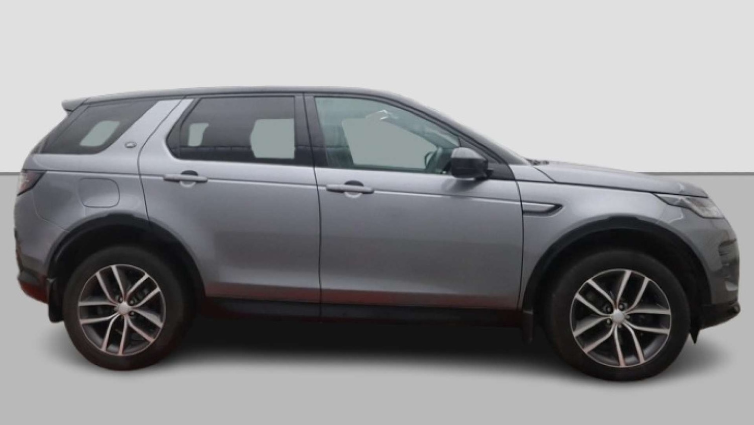 Used Land Rover Discovery Sport 2023 for sale - 76829732: Photo 9