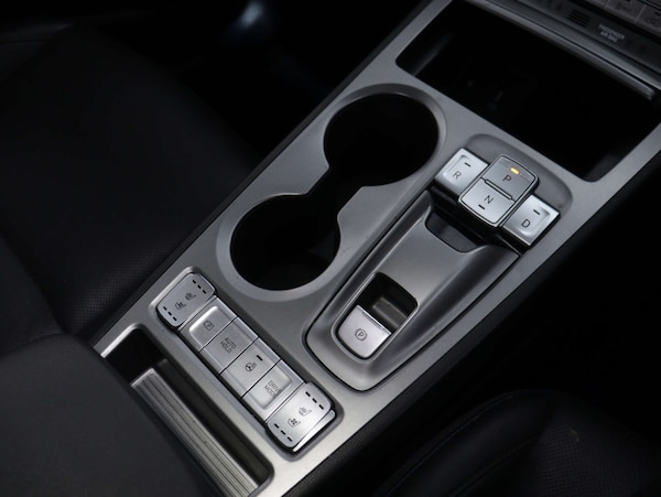 Used Hyundai KONA 2022 for sale - 75594536: Photo 31