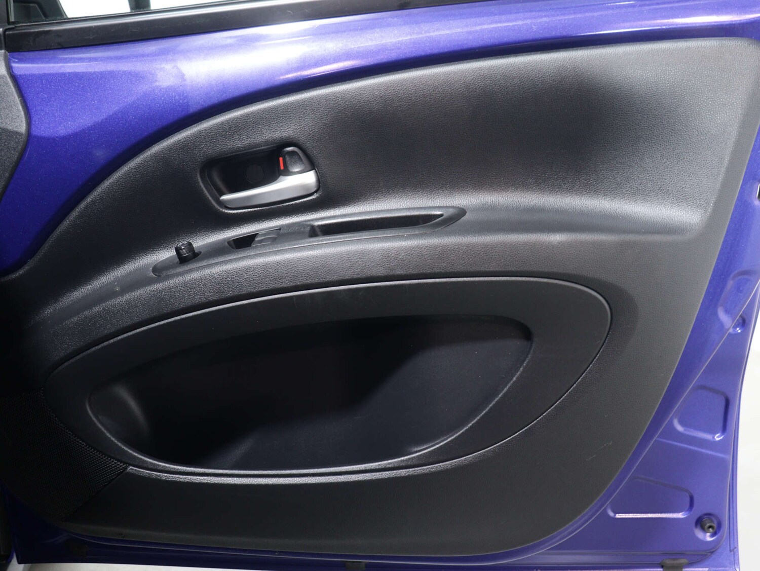 Used Toyota Aygo X 2022 for sale - 75753384: Photo 32
