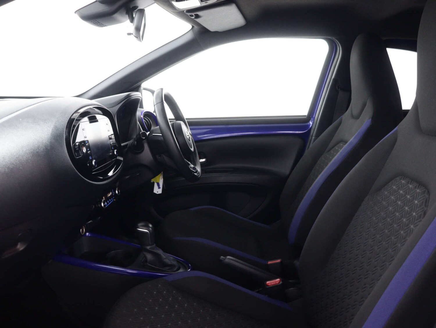Used Toyota Aygo X 2022 for sale - 75753384: Photo 34