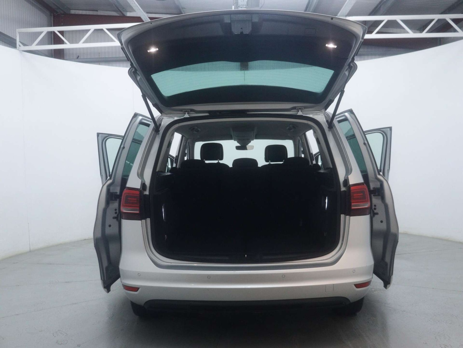 Used Volkswagen Sharan 2021 for sale - 77297270: Photo 57