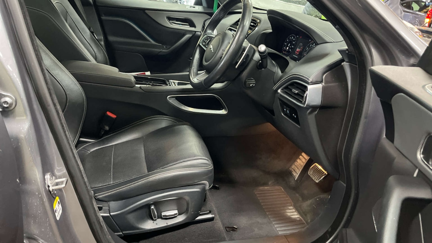 Used Jaguar F-Pace 2019 for sale - 77902963: Photo 10