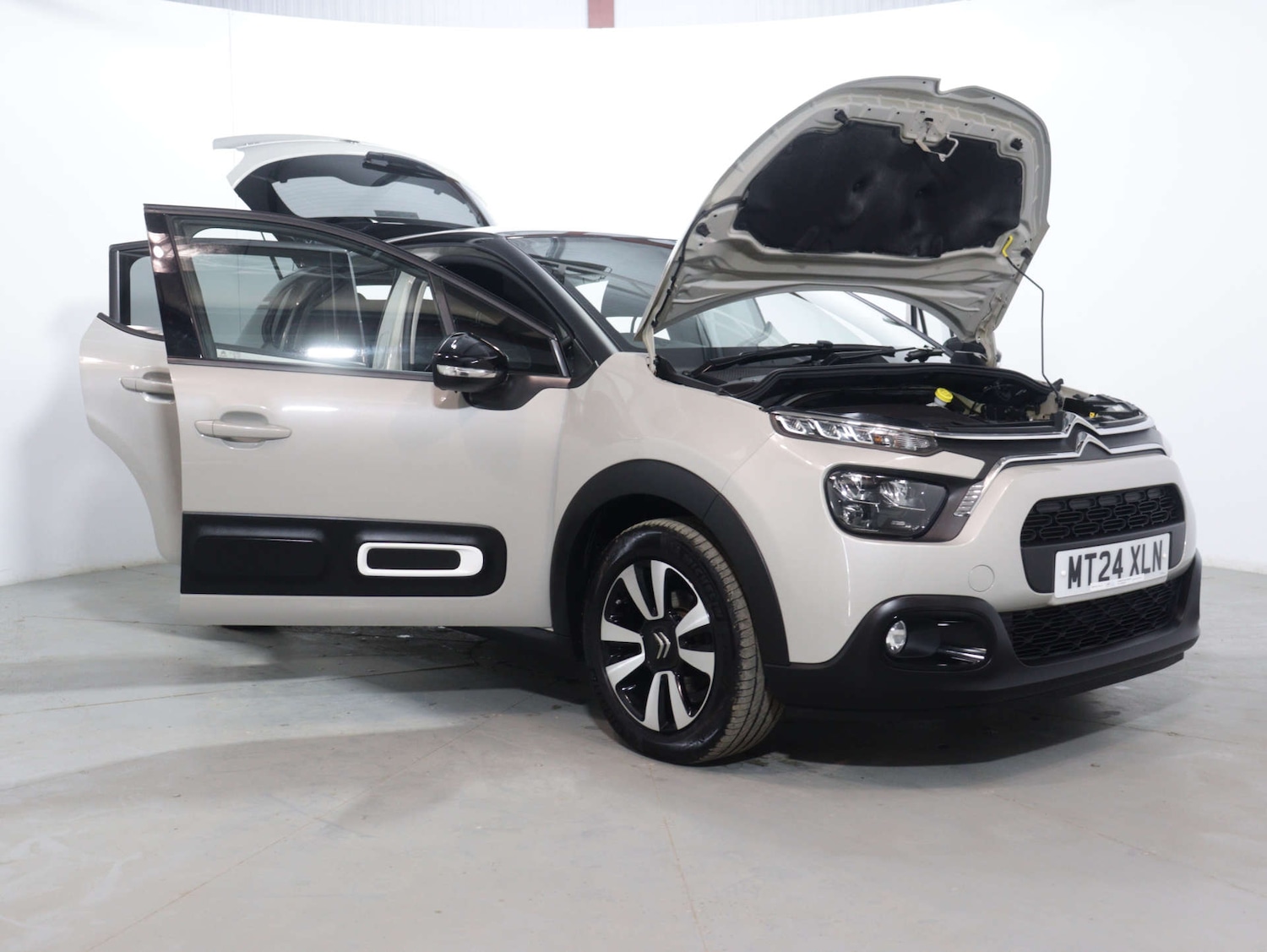 Vehicle 43