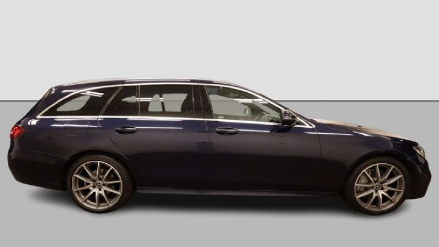 Used Mercedes-Benz E Class 2021 for sale - 76391875: Photo 8