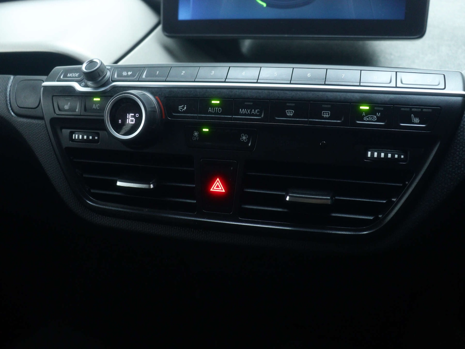 Used BMW i3 2022 for sale - 77542671: Photo 30