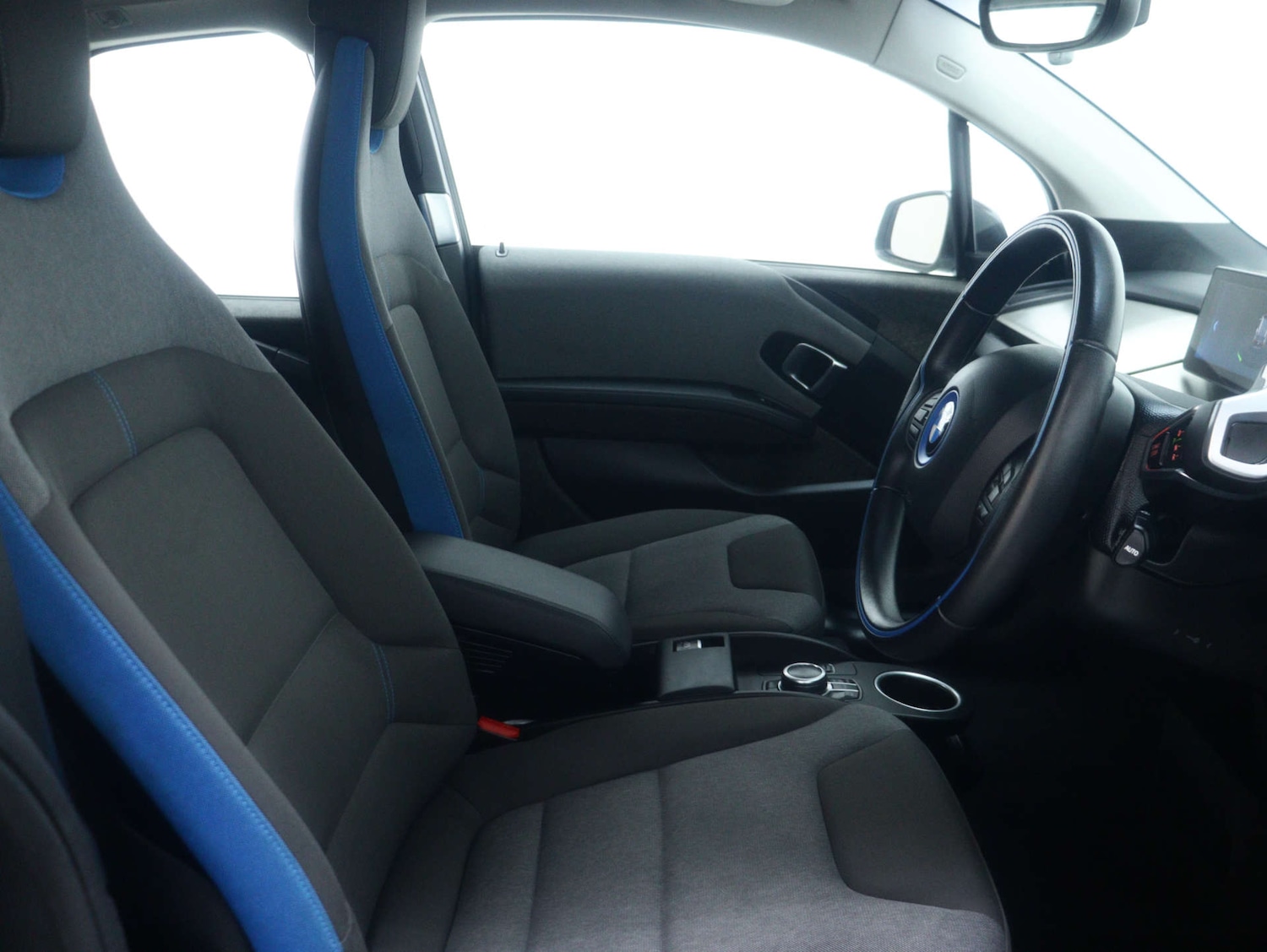 Used BMW i3 2022 for sale - 77542671: Photo 40