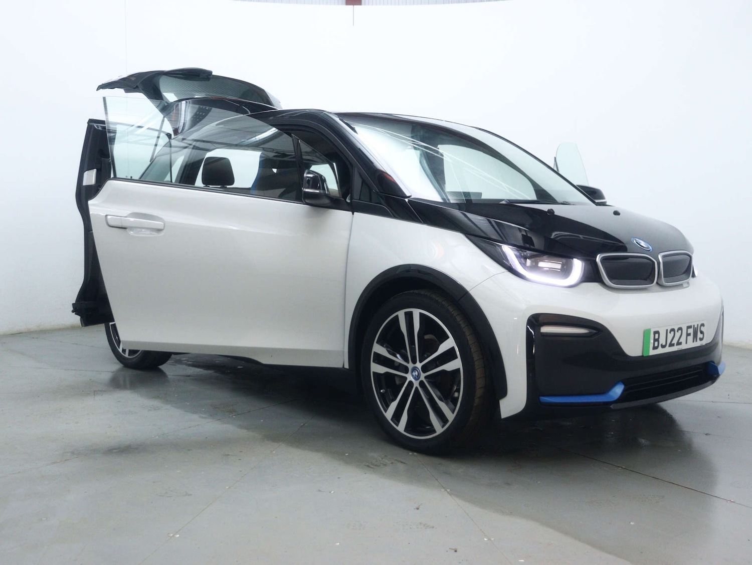 Used BMW i3 2022 for sale - 77542671: Photo 54