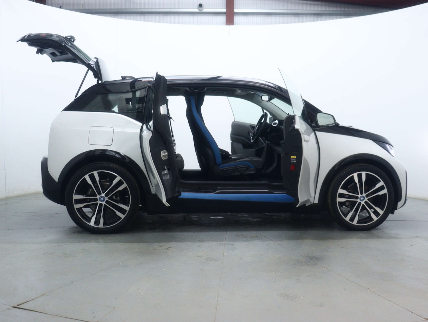 Used BMW i3 2022 for sale - 77542671: Photo 61