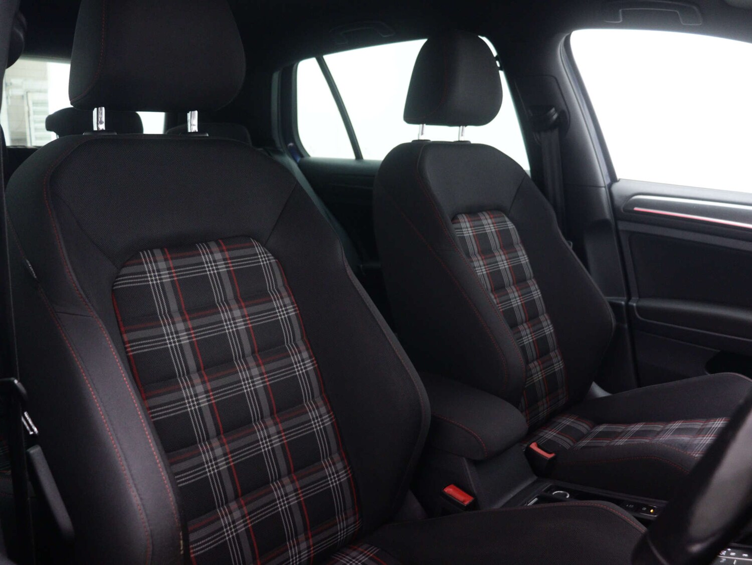 Used Volkswagen Golf 2020 for sale - 75982482: Photo 36