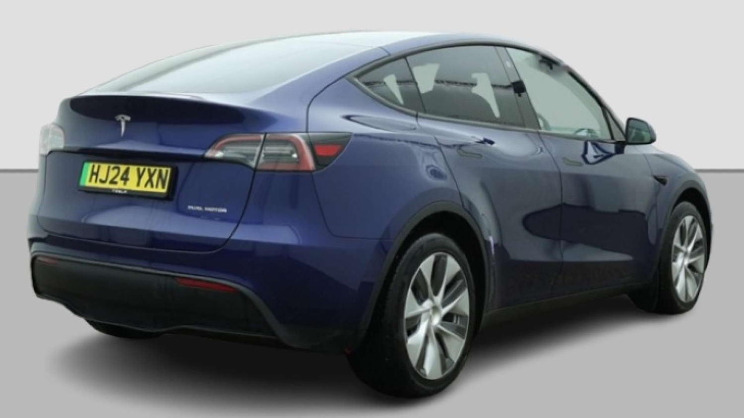 Used Tesla Model Y 2024 for sale - 77818800: Photo 8