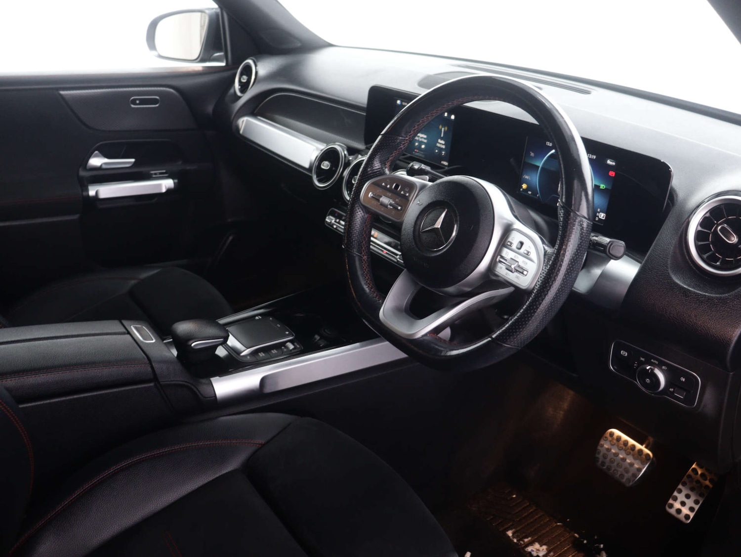 Used Mercedes-Benz GLB 2020 for sale - 76035025: Photo 37