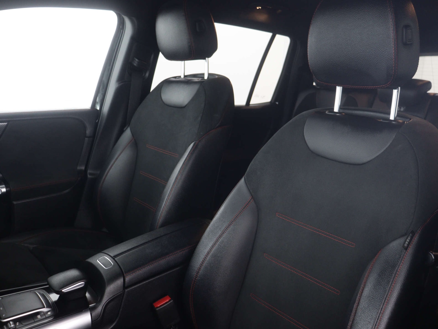 Used Mercedes-Benz GLB 2020 for sale - 76035025: Photo 43