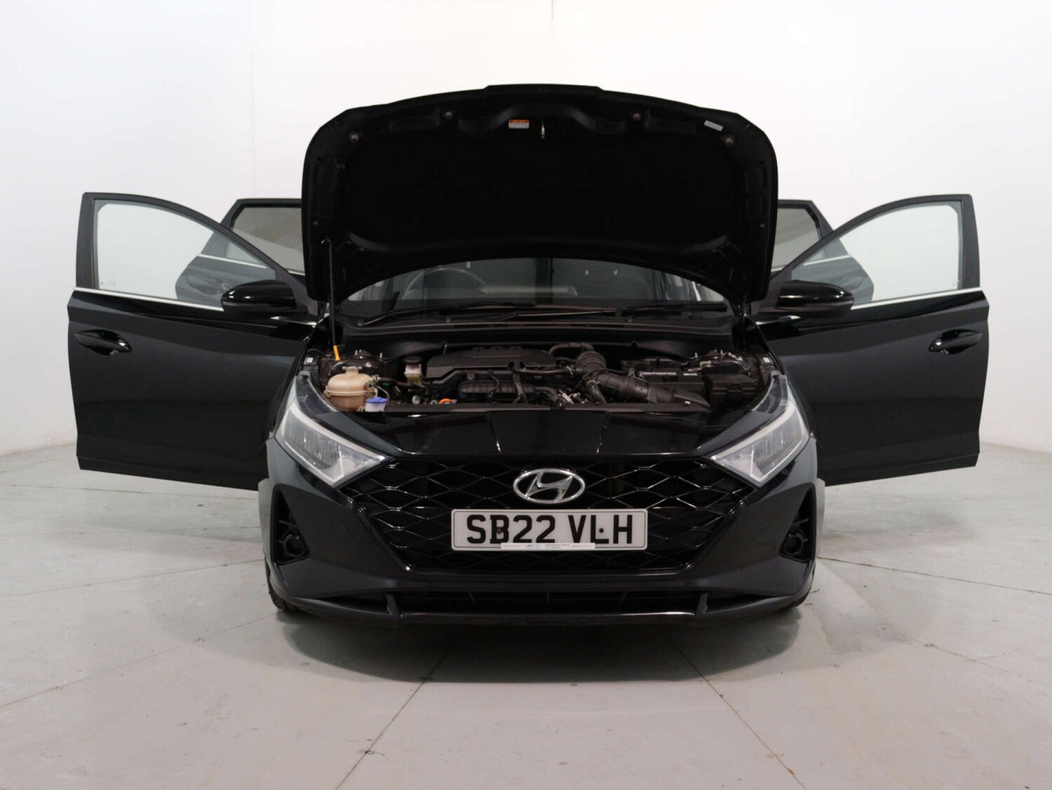 Used Hyundai i20 2022 for sale - 77603997: Photo 47