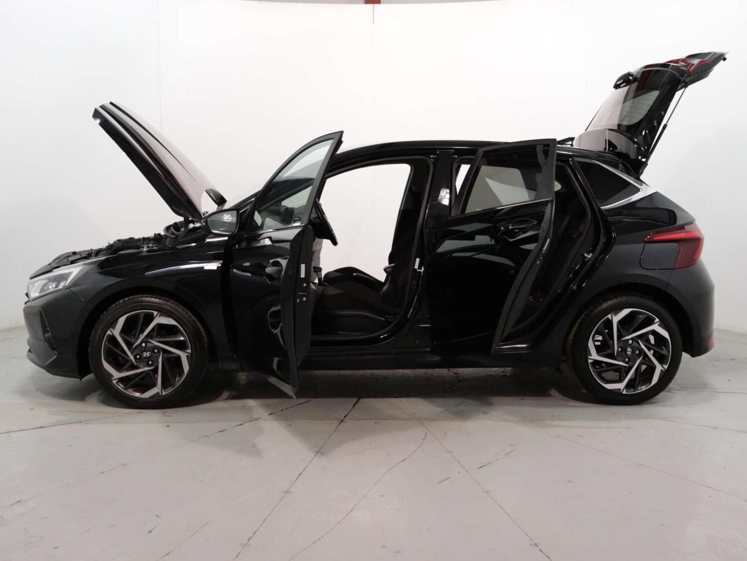 Used Hyundai i20 2022 for sale - 77603997: Photo 49