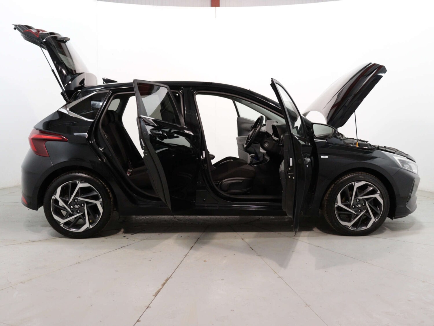 Used Hyundai i20 2022 for sale - 77603997: Photo 52