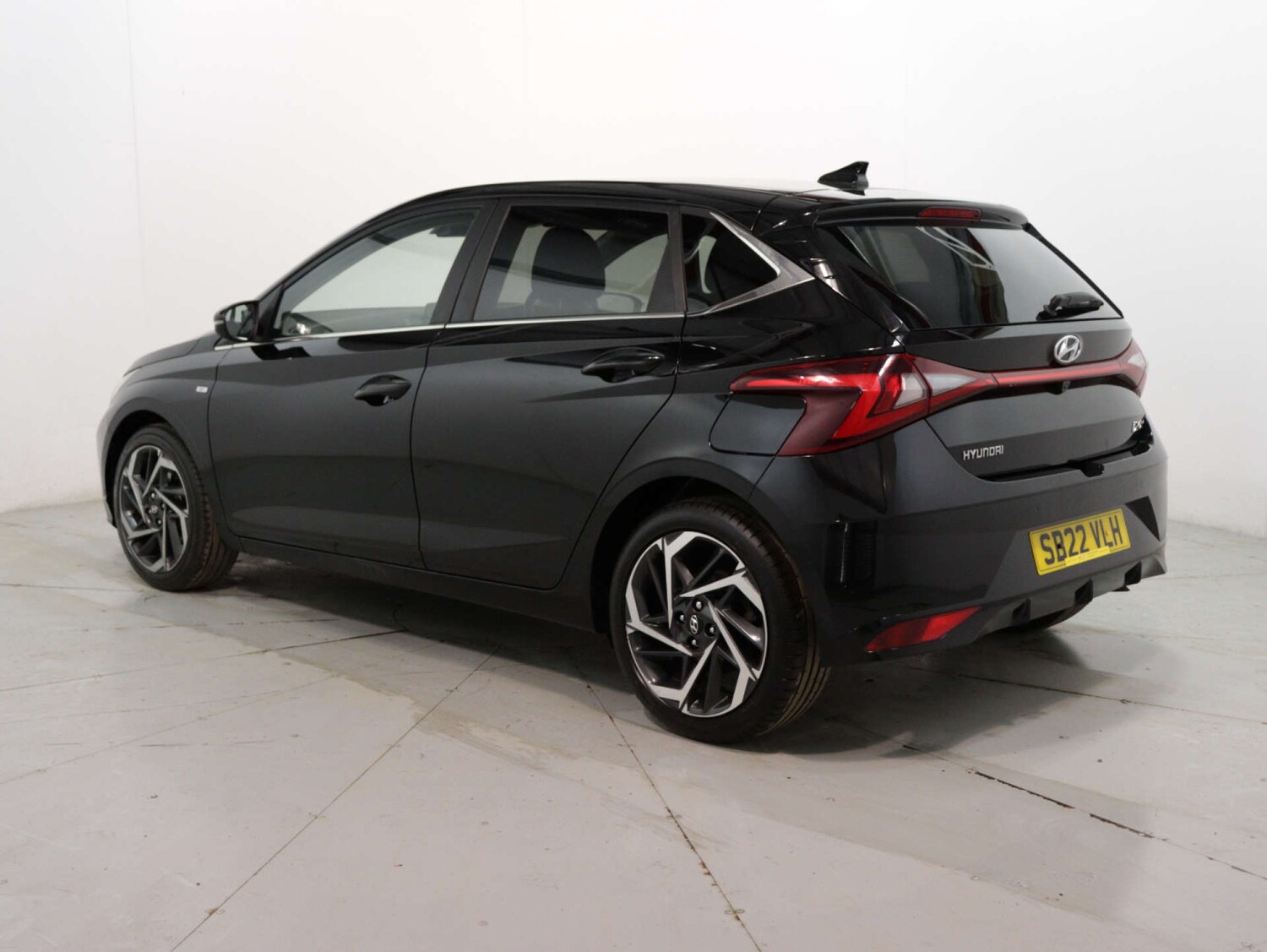 Used Hyundai i20 2022 for sale - 77603997: Photo 9