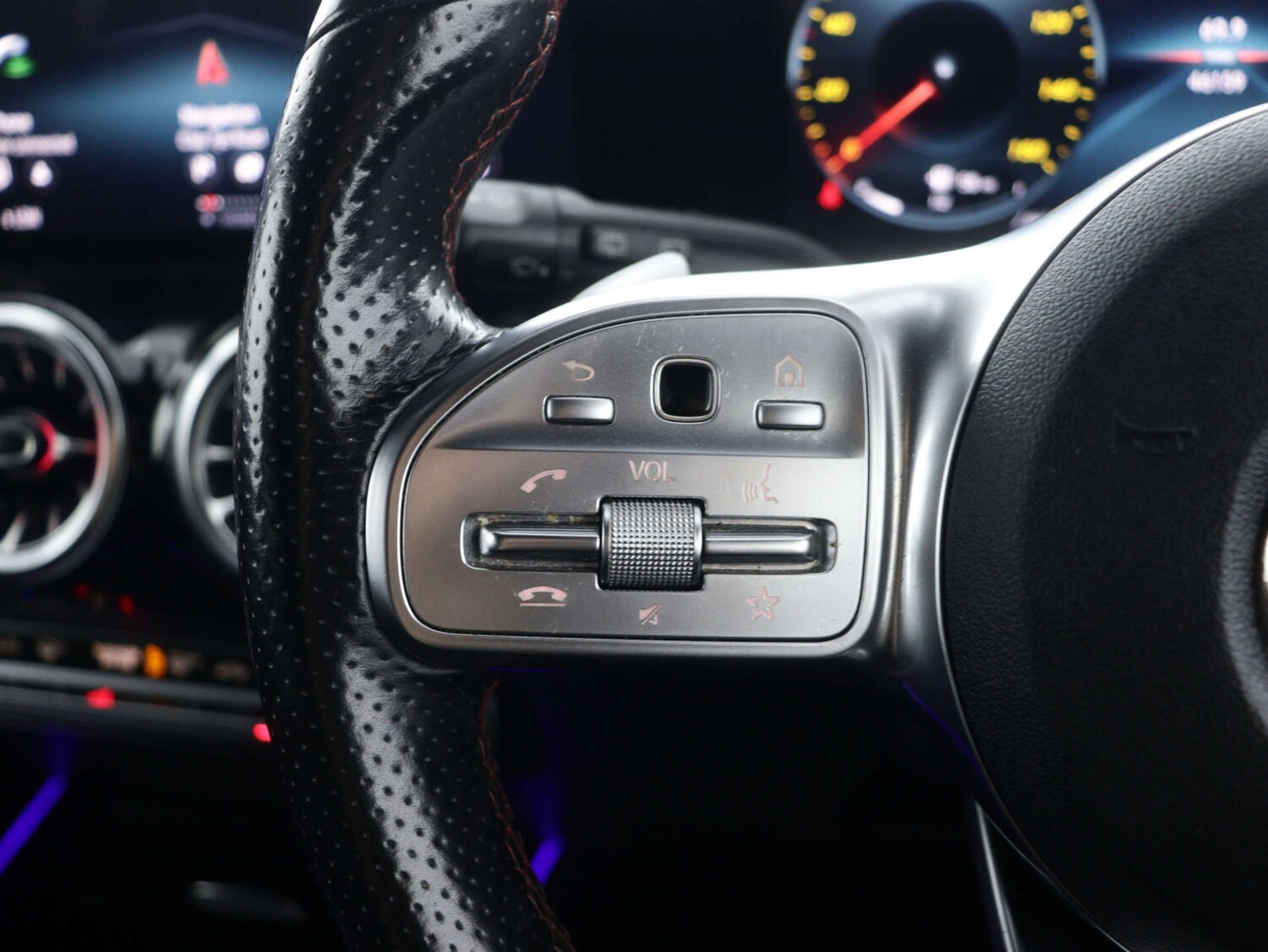 Used Mercedes-Benz GLA 2022 for sale - 75908271: Photo 32