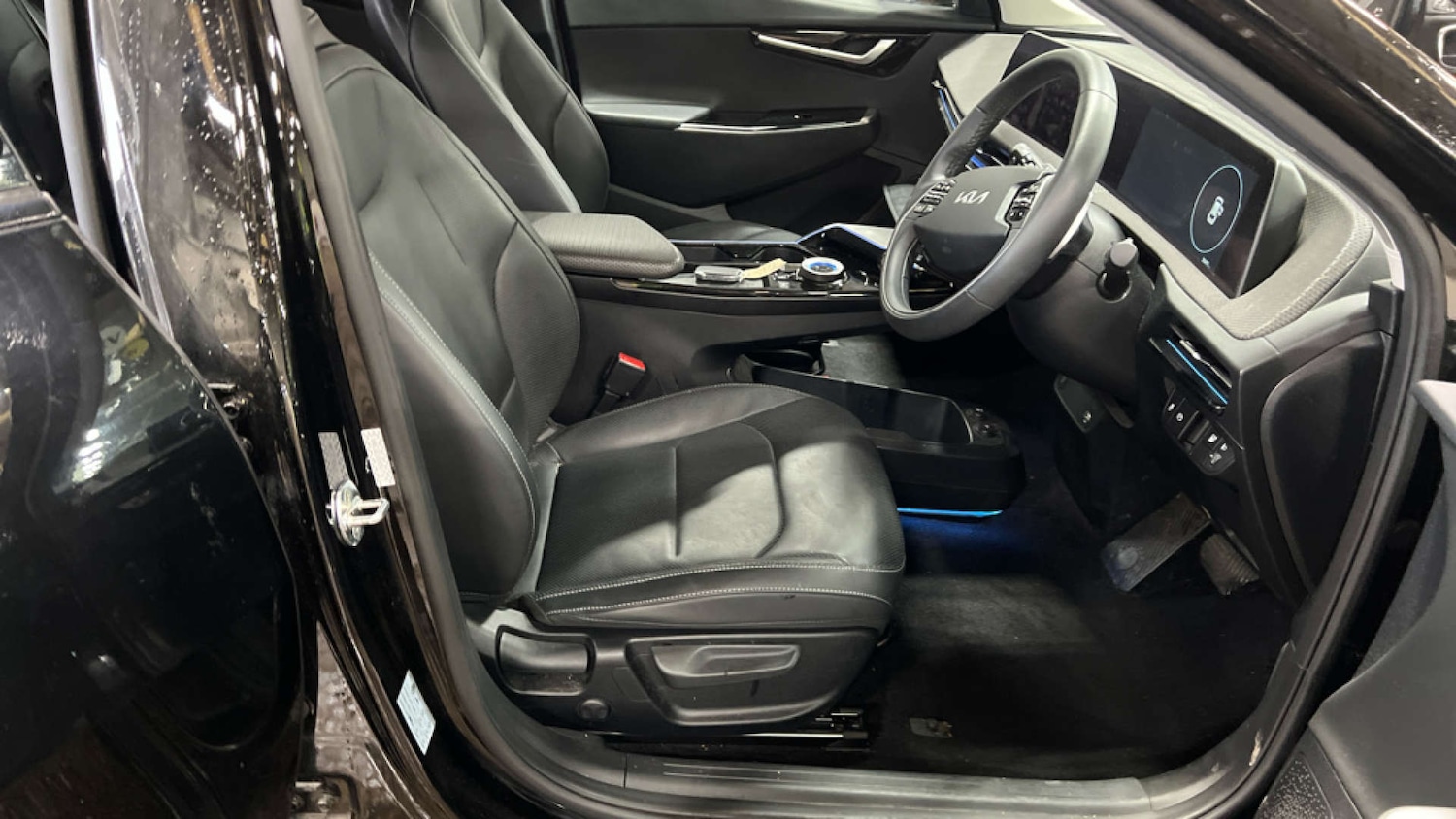 Used Kia EV6 2022 for sale - 76340739: Photo 11