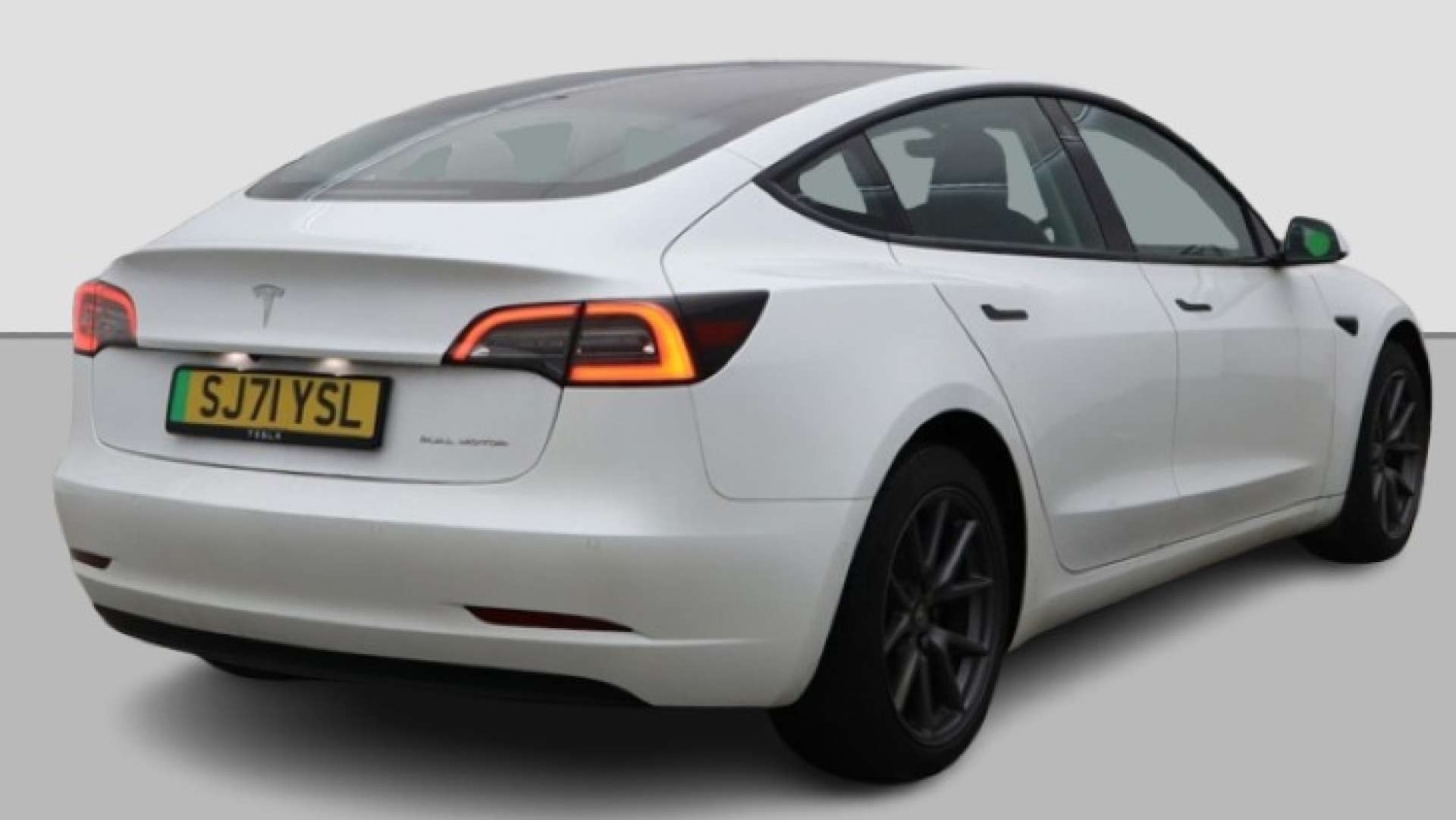 Used Tesla Model 3 2021 for sale - 77523193: Photo 8