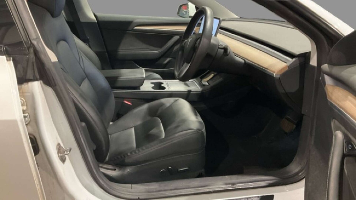 Used Tesla Model 3 2021 for sale - 77523193: Photo 9