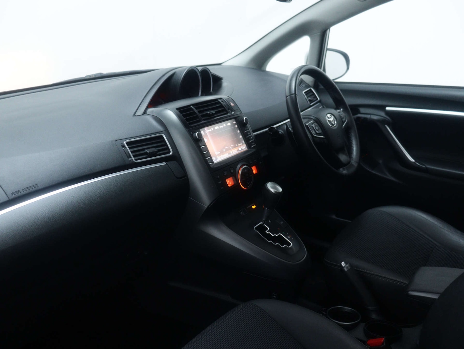 Used Toyota Verso 2017 for sale - 76946121: Photo 42