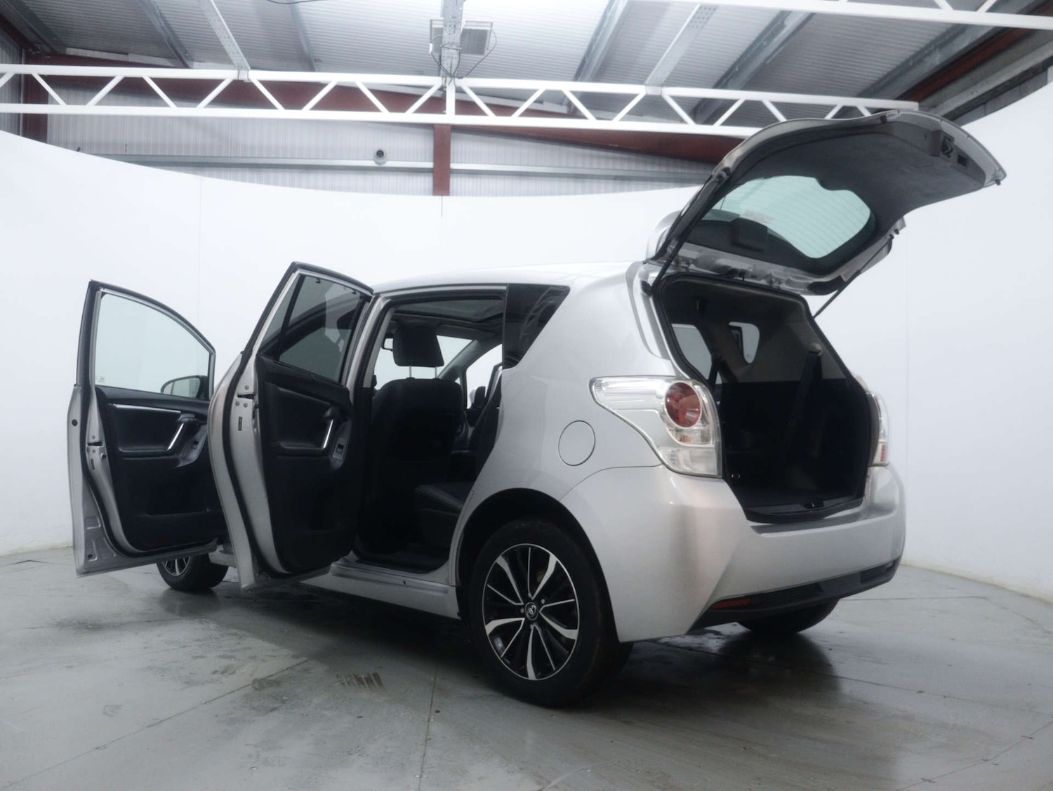 Used Toyota Verso 2017 for sale - 76946121: Photo 56