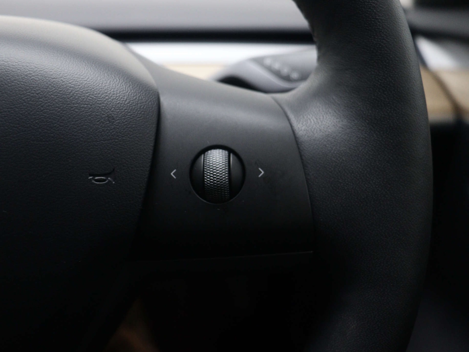 Used Tesla Model 3 2023 for sale - 76495894: Photo 35