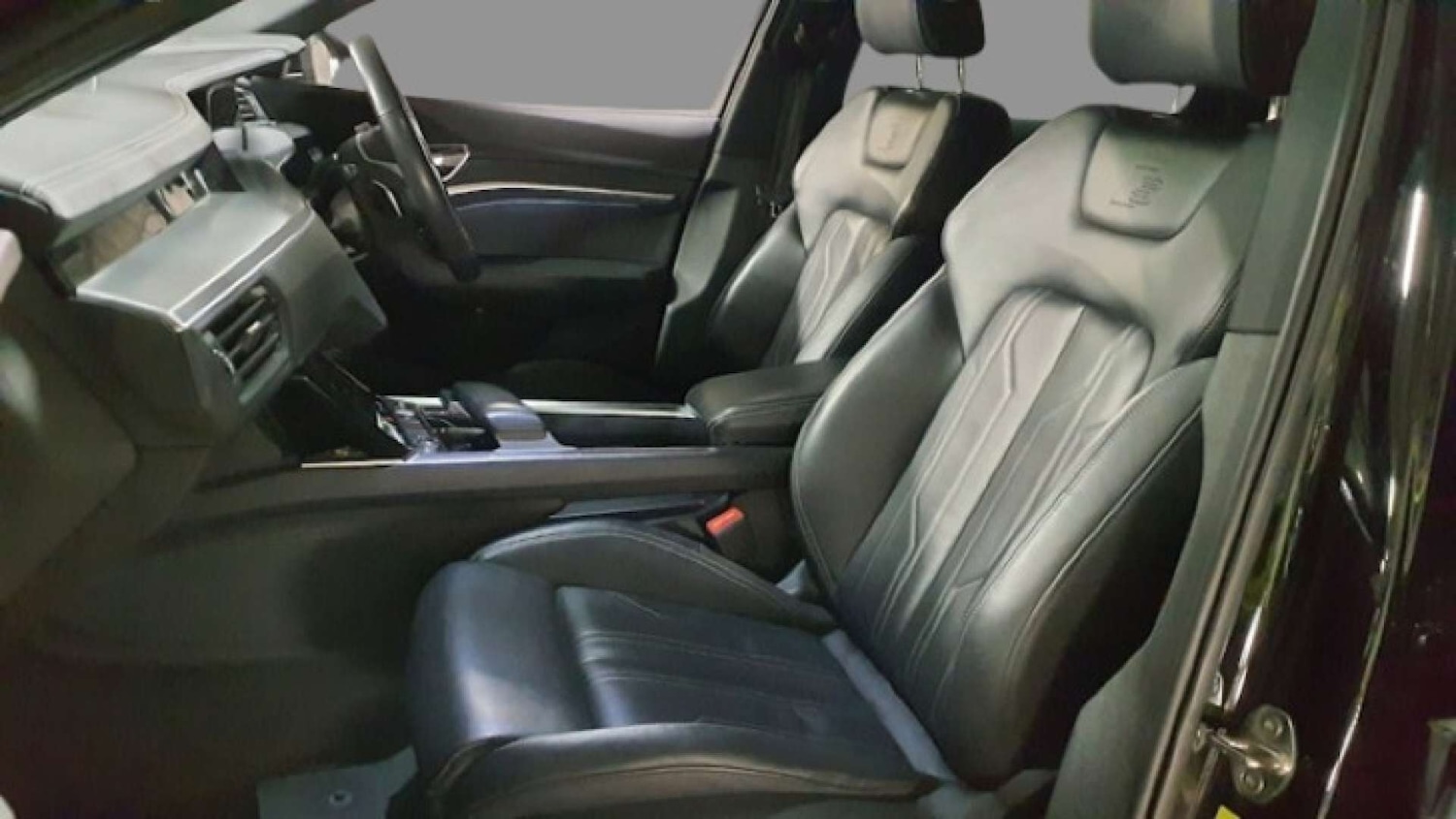 Used Audi e-tron 2022 for sale - 76579683: Photo 10