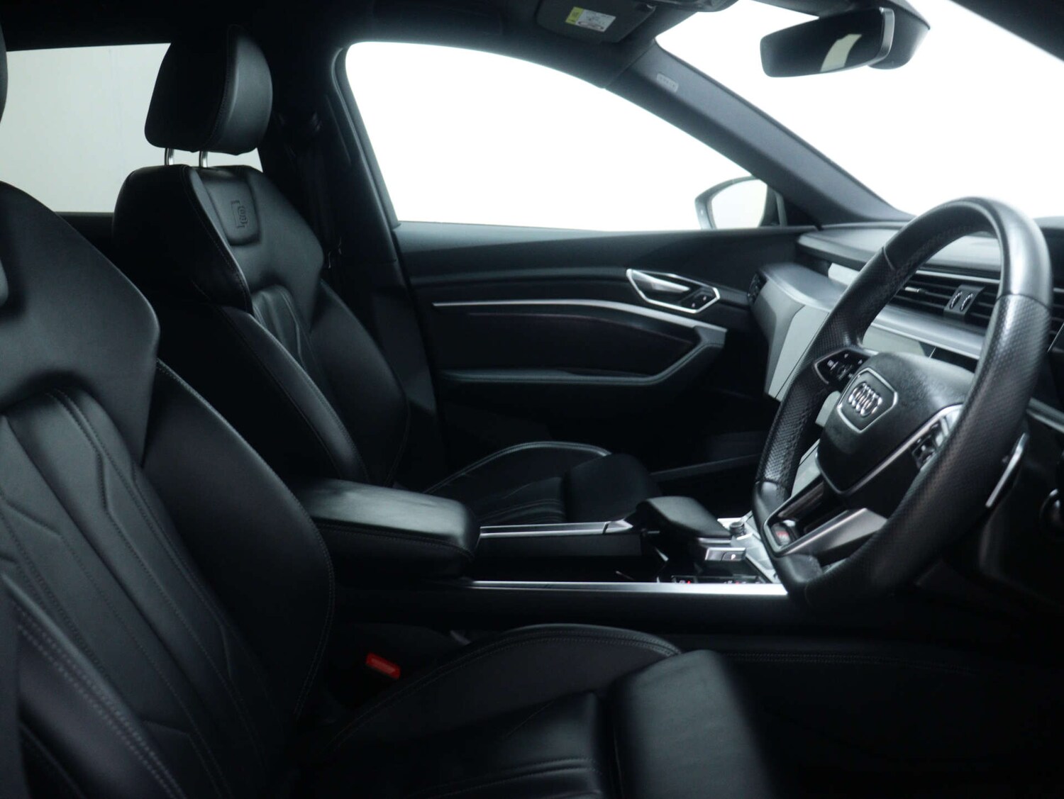 Used Audi e-tron 2022 for sale - 76579683: Photo 49