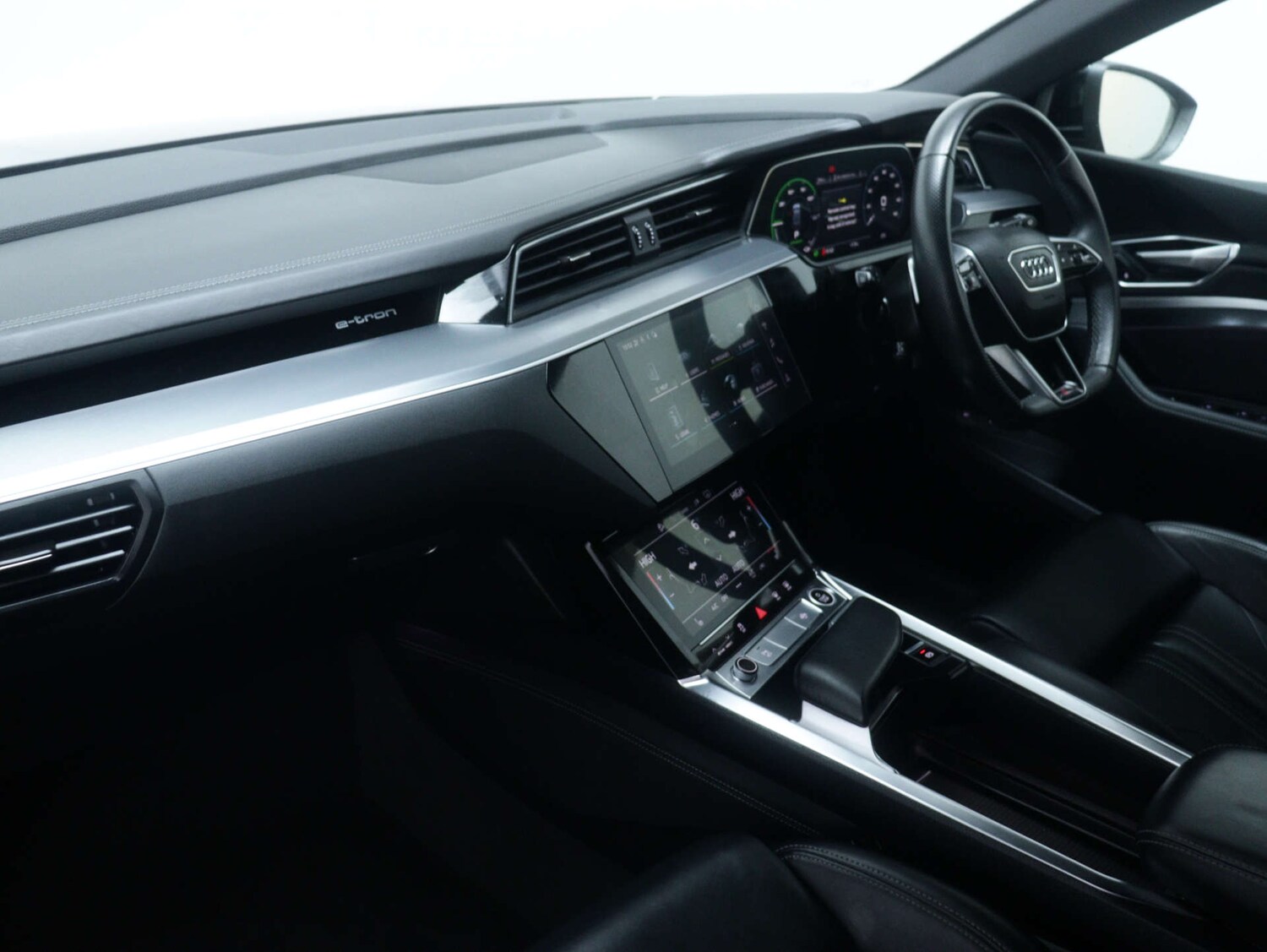 Used Audi e-tron 2022 for sale - 76579683: Photo 52