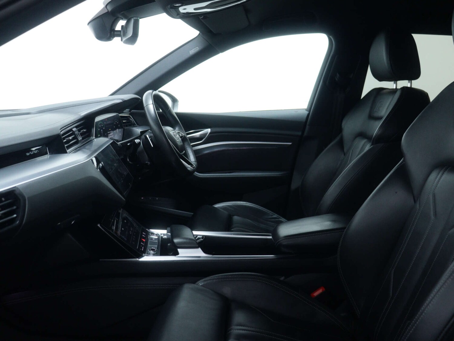 Used Audi e-tron 2022 for sale - 76579683: Photo 53