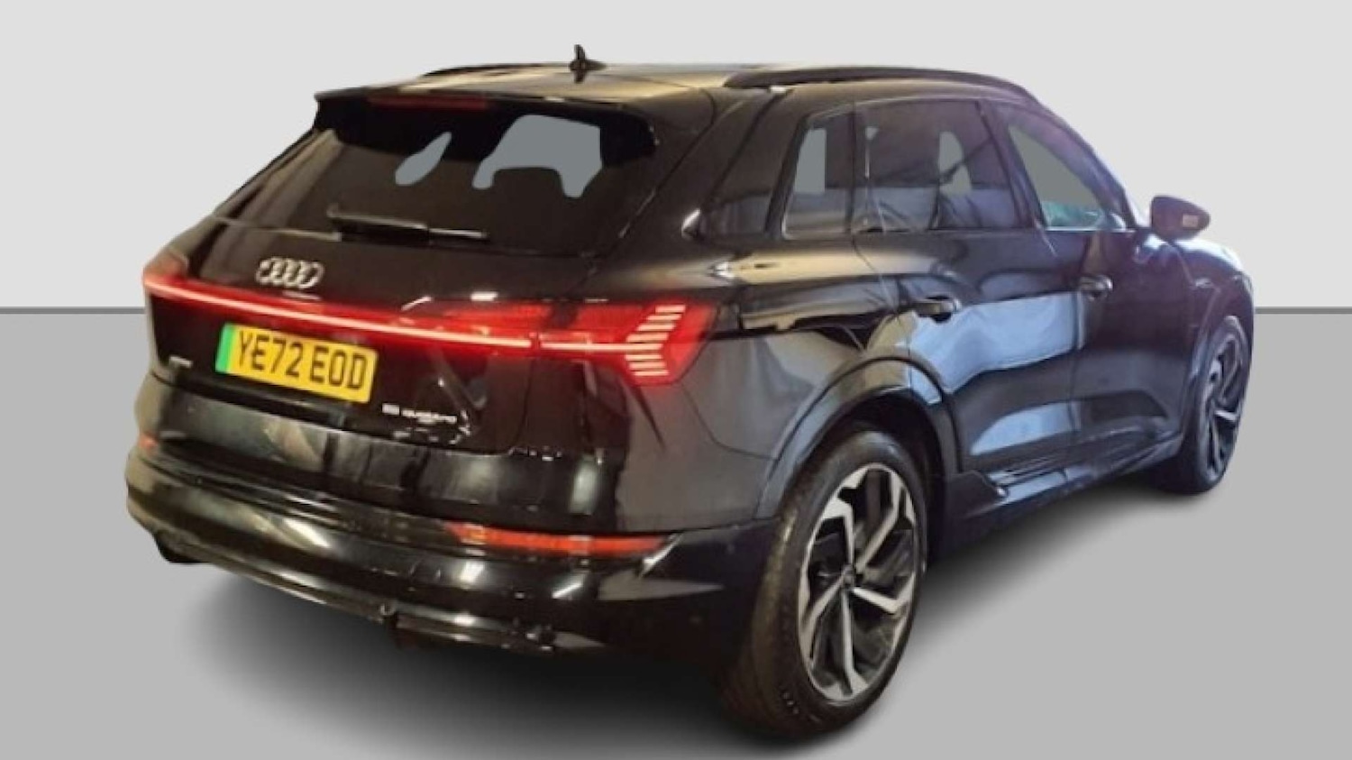 Used Audi e-tron 2022 for sale - 76579683: Photo 6