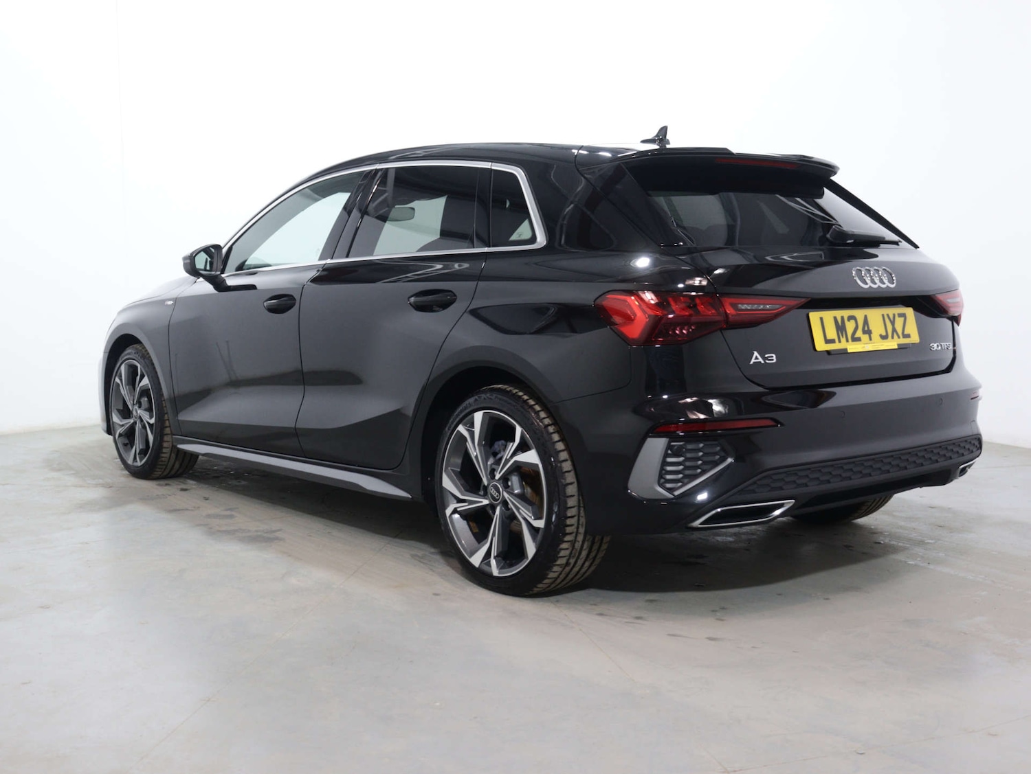 Used Audi A3 2024 for sale - 76028802: Photo 8