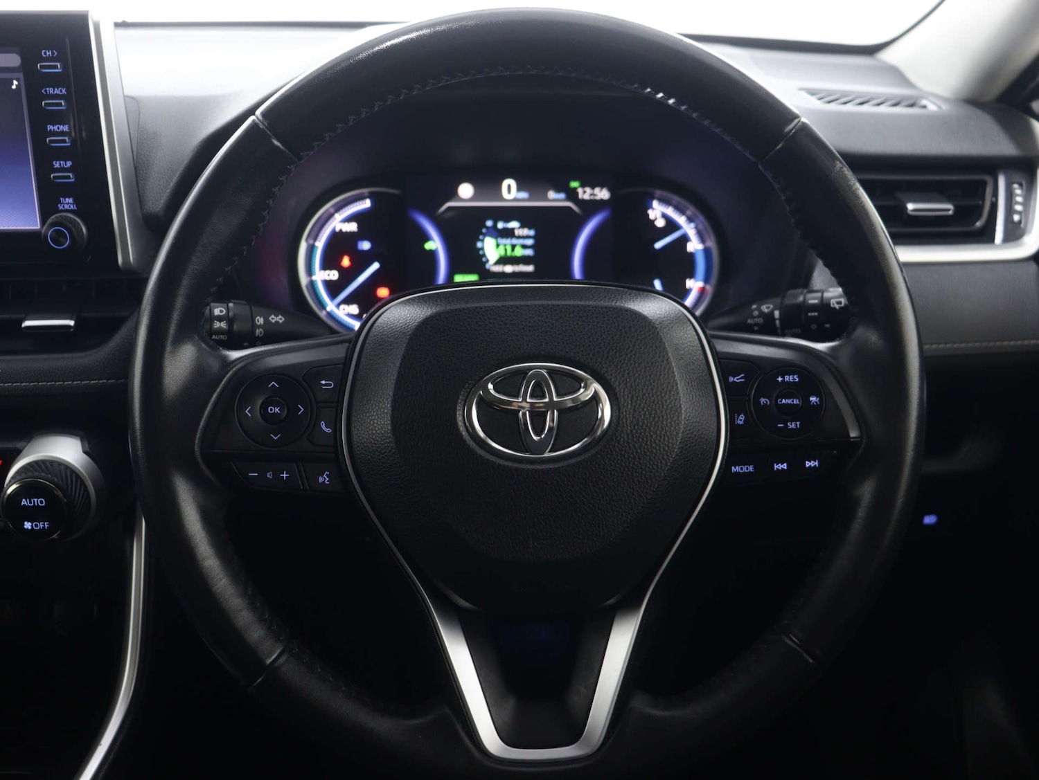 Used Toyota RAV4 2021 for sale - 75969217: Photo 17