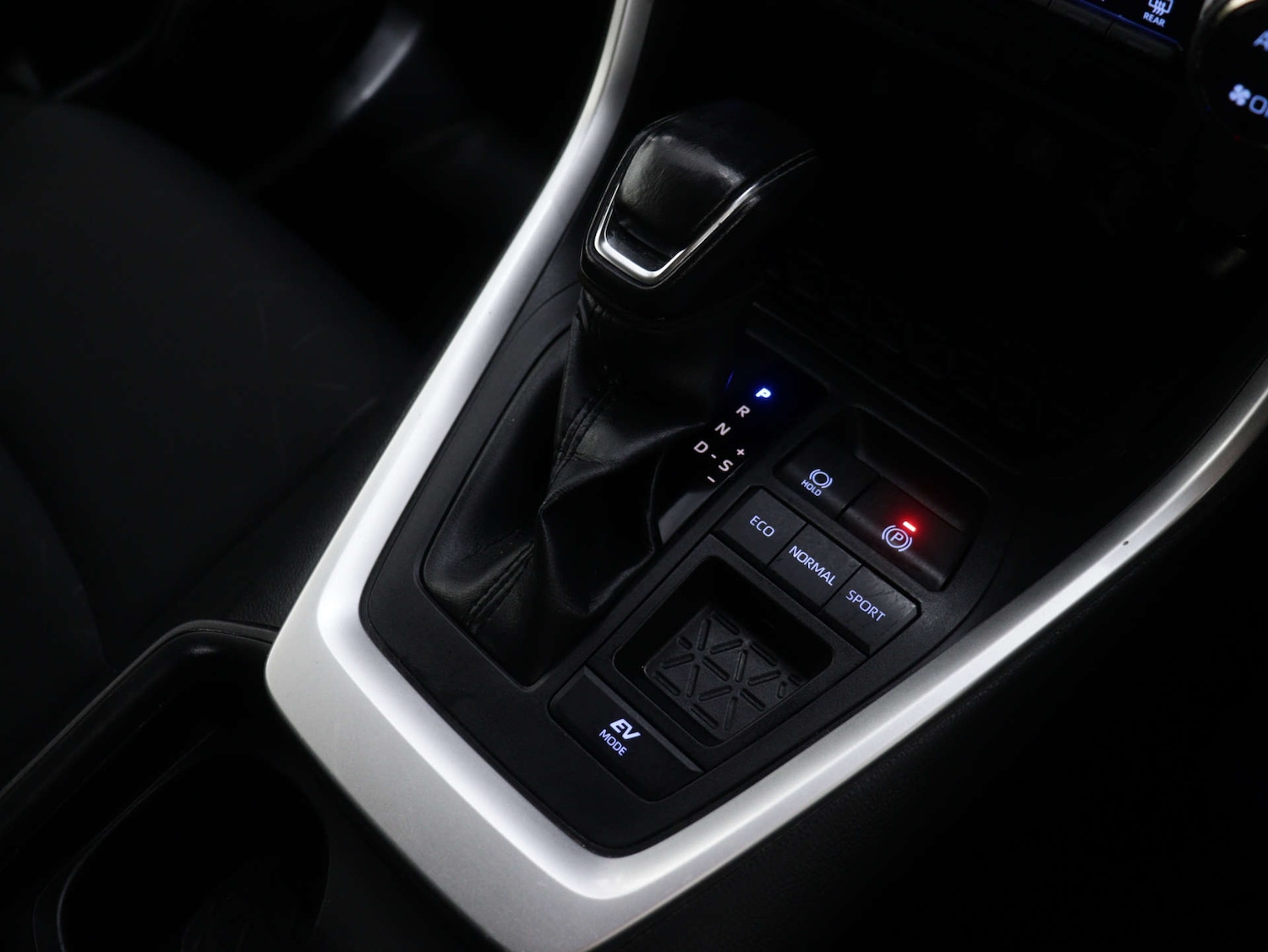 Used Toyota RAV4 2021 for sale - 75969217: Photo 30